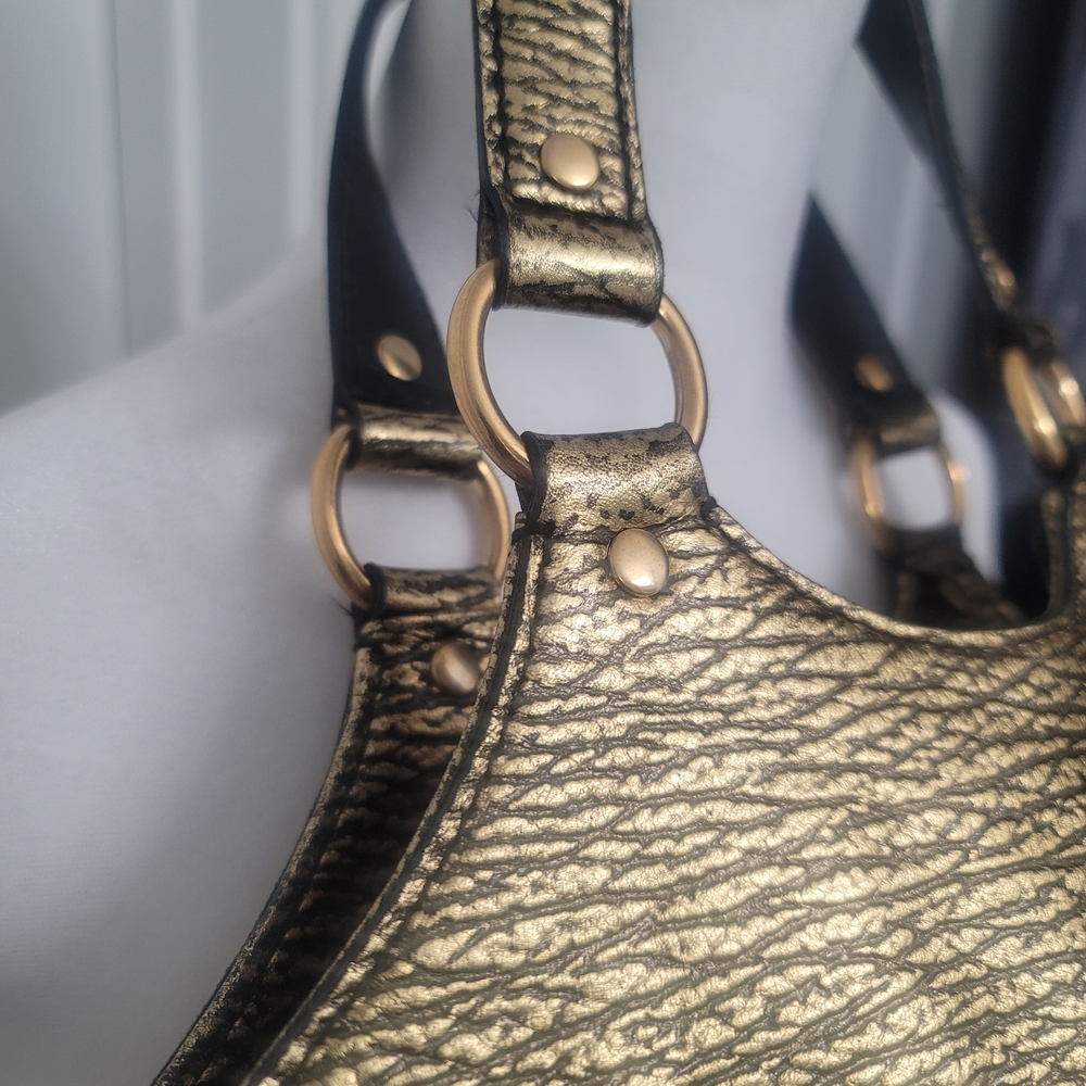 Yves Saint Laurent Gold Shoulder Bag - Picture 13 of 15